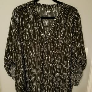 Beautiful black and white plus size blouse